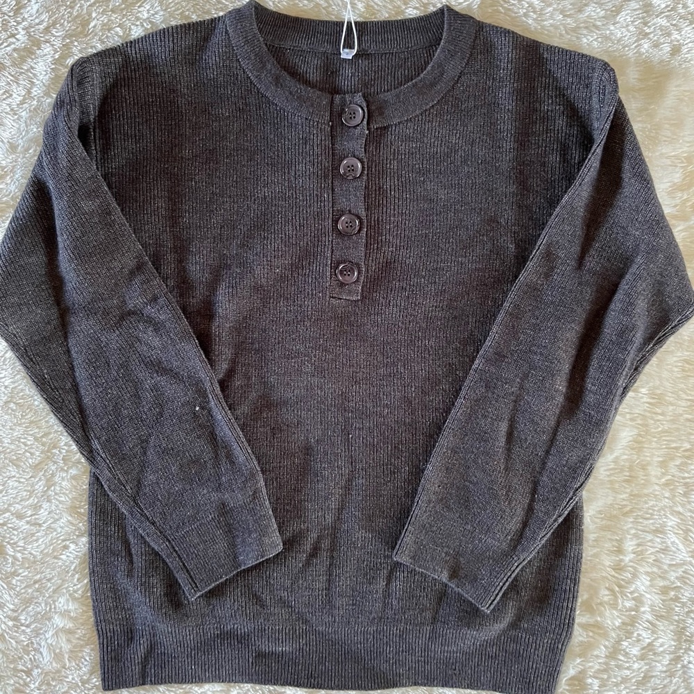 Women’s sweater